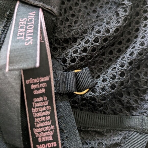 Victoria’s Secret Black Luxe Unlined Fishnet Demi Bra- Size 34 D - Picture 8 of 9